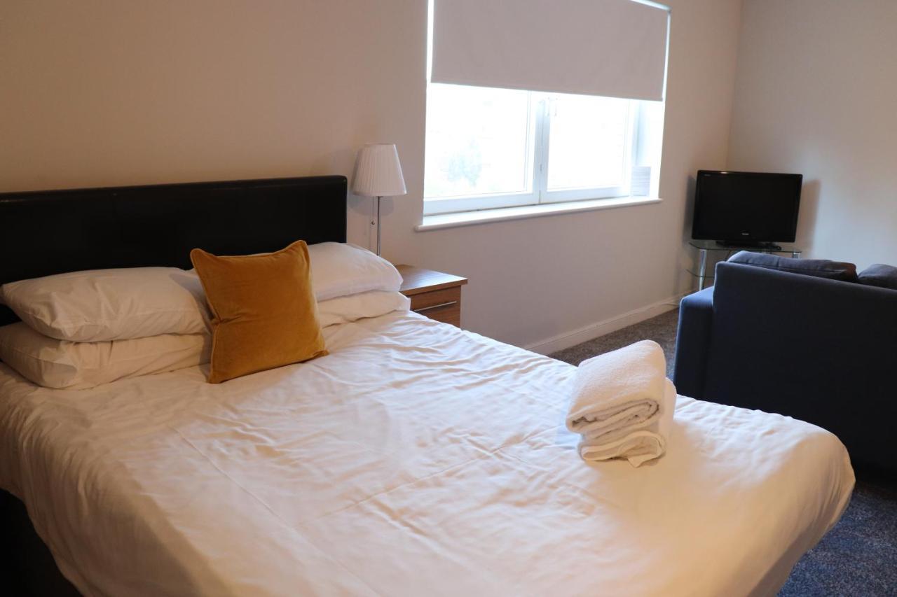 Century Wharf Apartments By Urban Space Cardiff Kültér fotó